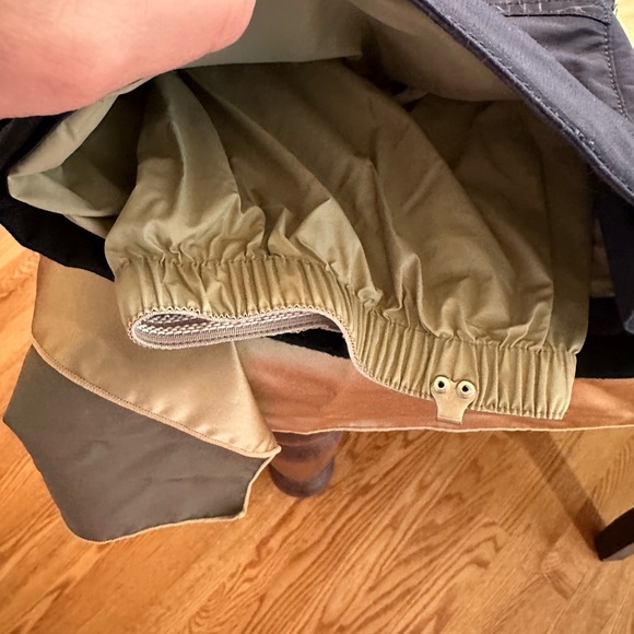 Arson snowboard pants ladies size small.  Navy color with a slight pattern. - Picture 2 of 8